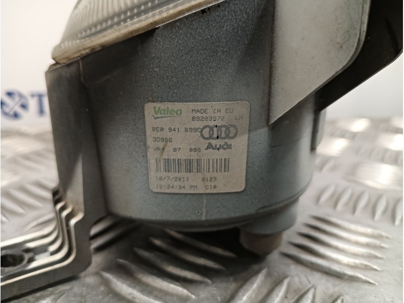 Recambio de faro antiniebla izquierdo para audi a3 sportback (8p) 2.0 tdi referencia OEM IAM 8E0941699C  89203972