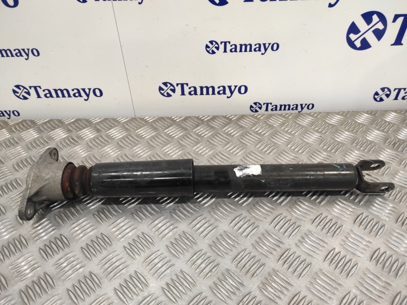 Recambio de amortiguador trasero derecho para hyundai i30 (gd) 1.4 cat referencia OEM IAM 55311AXXXE  