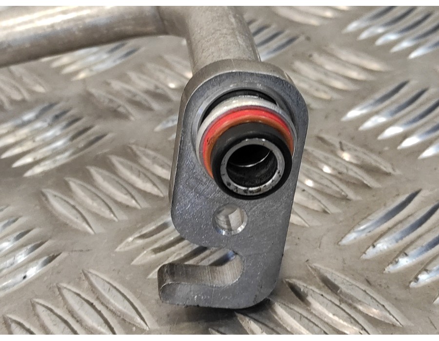 Recambio de tubos aire acondicionado para mercedes-benz clase r (w251) 3.0 cdi cat referencia OEM IAM A2518300315  