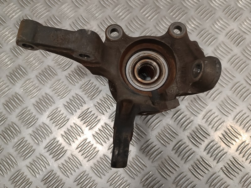 Recambio de mangueta delantera izquierda para nissan almera tino (v10m) 1.8 16v cat referencia OEM IAM 40015BU040  