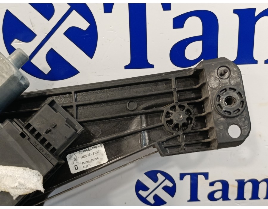 Recambio de elevalunas trasero derecho para peugeot 3008 1.6 blue-hdi fap referencia OEM IAM 9811864480 1137328865 0130824070
