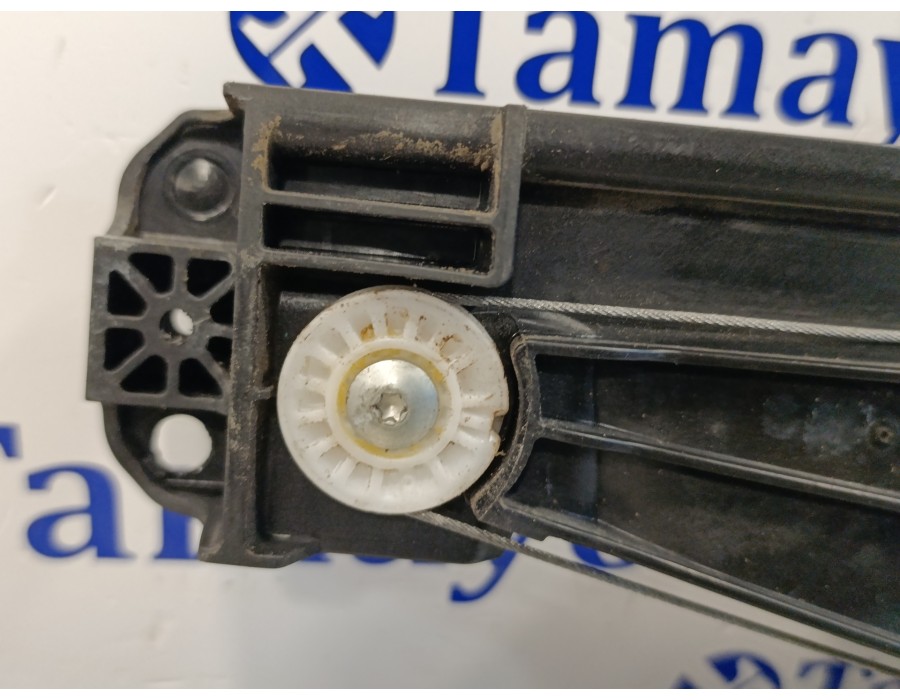 Recambio de elevalunas trasero derecho para peugeot 3008 1.6 blue-hdi fap referencia OEM IAM 9811864480 1137328865 0130824070