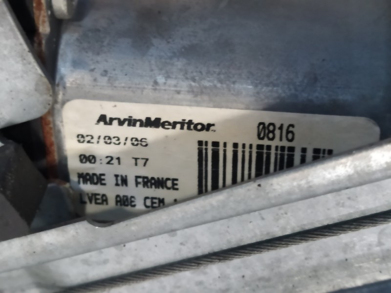 Recambio de elevalunas delantero derecho para peugeot 1007 1.4 hdi referencia OEM IAM 400816P  