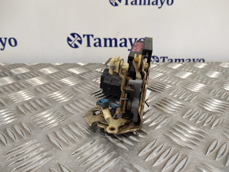 Recambio de cerradura puerta delantera izquierda para daewoo kalos 1.4 cat referencia OEM IAM   