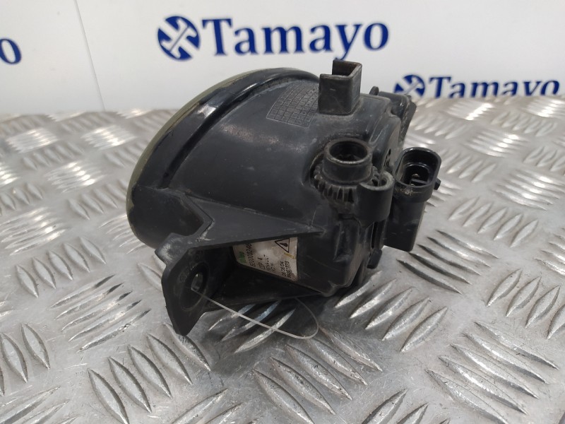 Recambio de faro antiniebla izquierdo para renault clio ii fase ii (b/cb0) referencia OEM IAM 8200002469  