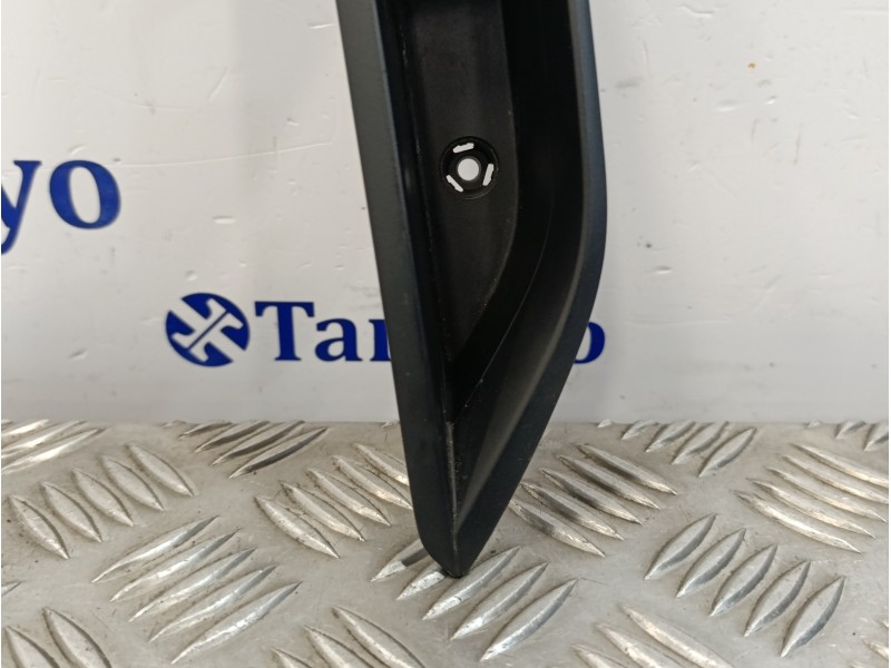 Recambio de mando elevalunas trasero derecho para peugeot 3008 1.6 blue-hdi fap referencia OEM IAM 9810514977  