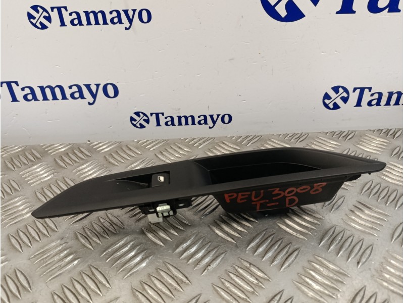 Recambio de mando elevalunas trasero derecho para peugeot 3008 1.6 blue-hdi fap referencia OEM IAM 9810514977  