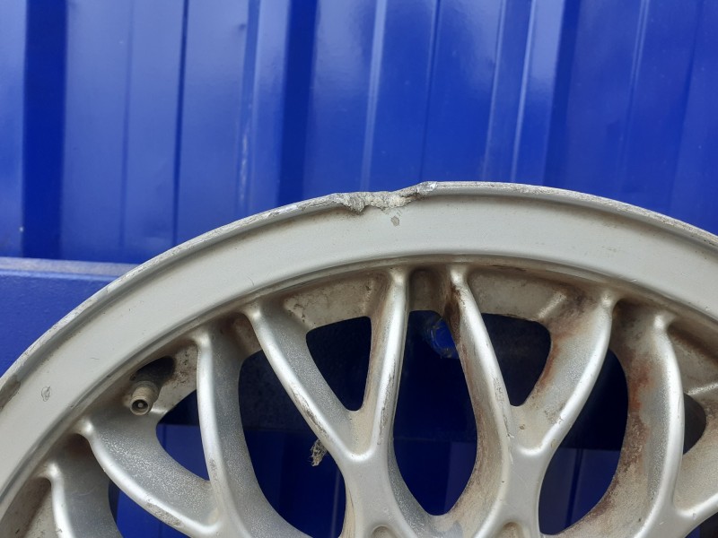 Recambio de llanta para volkswagen golf iii variant ( 1h5) 1.9 tdi referencia OEM IAM 1H0601025G  