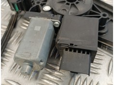 Recambio de elevalunas delantero izquierdo para peugeot 3008 1.2 12v e-thp referencia OEM IAM 9811848780  0130824069 2