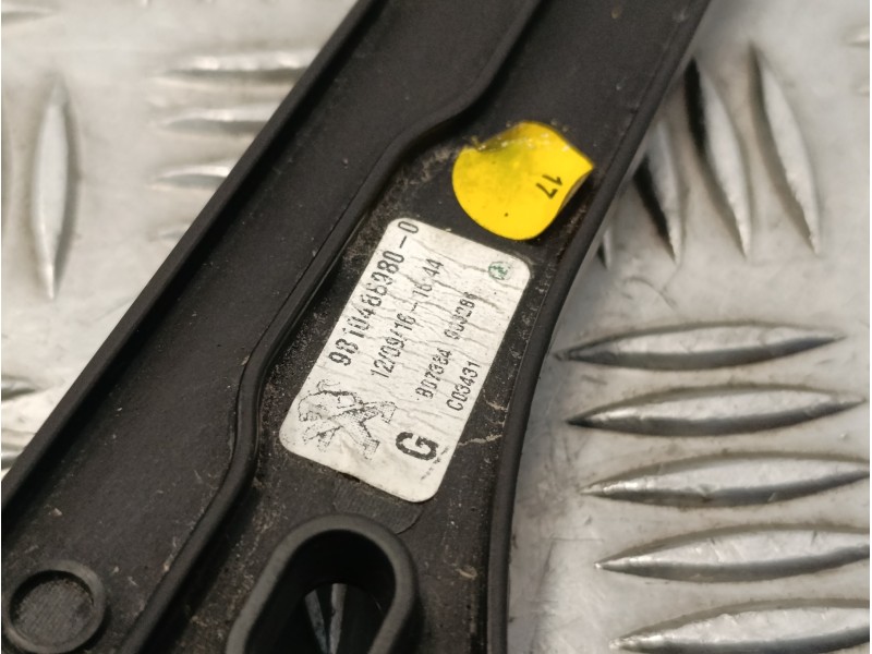 Recambio de elevalunas delantero izquierdo para peugeot 3008 1.2 12v e-thp referencia OEM IAM 9811848780  0130824069
