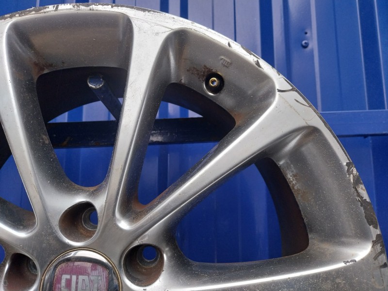Recambio de llanta para fiat croma (194) 1.9 jtd 16v cat referencia OEM IAM 735446180  
