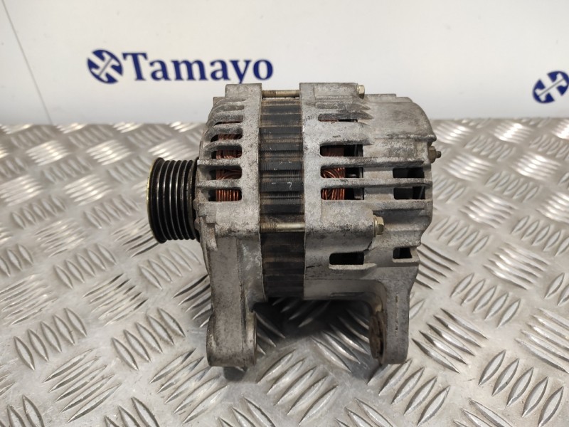 Recambio de alternador para nissan micra (k11) referencia OEM IAM 23100AP000  