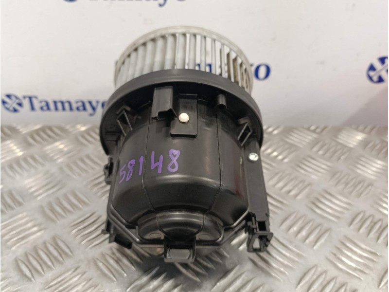 Recambio de motor calefaccion para land rover discovery sport referencia OEM IAM 9415188 BZ72781 9415187