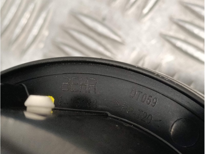 Recambio de motor calefaccion para land rover discovery sport referencia OEM IAM 9415188 BZ72781 9415187