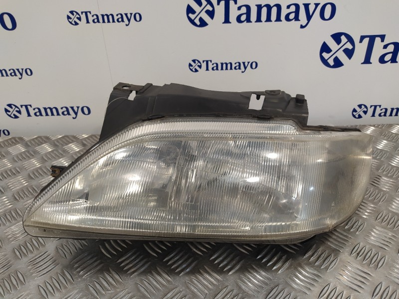 Recambio de faro izquierdo para citroën xsara berlina referencia OEM IAM   