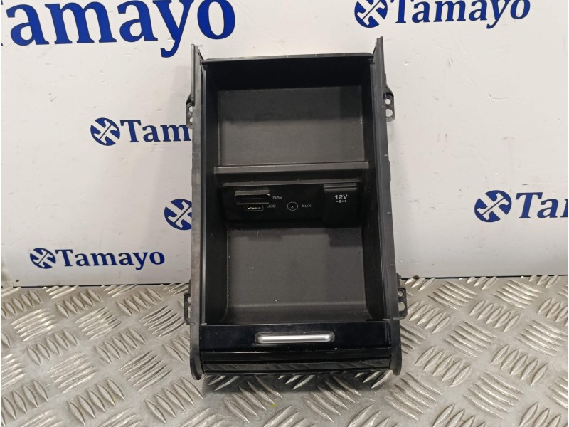 Recambio de guantera para land rover discovery sport referencia OEM IAM FK72115A00 FK7219C166BD 16A2590