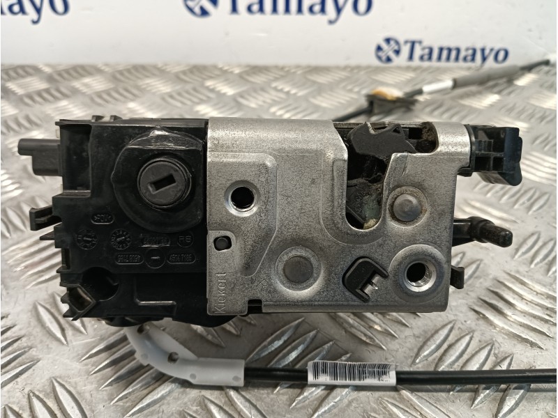 Recambio de cerradura puerta delantera derecha para peugeot 208 1.2 16v vti referencia OEM IAM 9812500780  