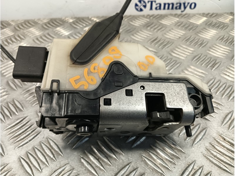 Recambio de cerradura puerta delantera derecha para peugeot 208 1.2 16v vti referencia OEM IAM 9812500780  