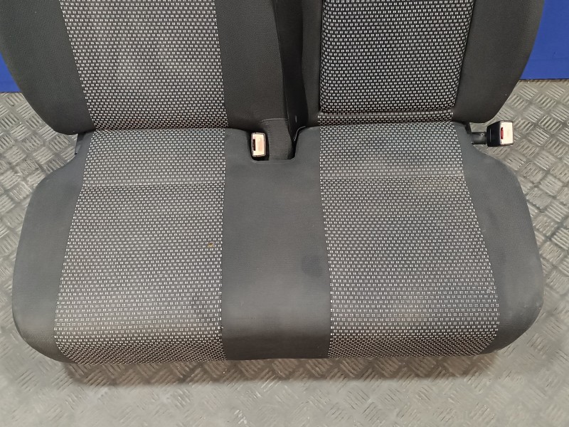 Recambio de asiento delantero derecho para mercedes-benz sprinter ii james cook (906) 3.0 cdi referencia OEM IAM   