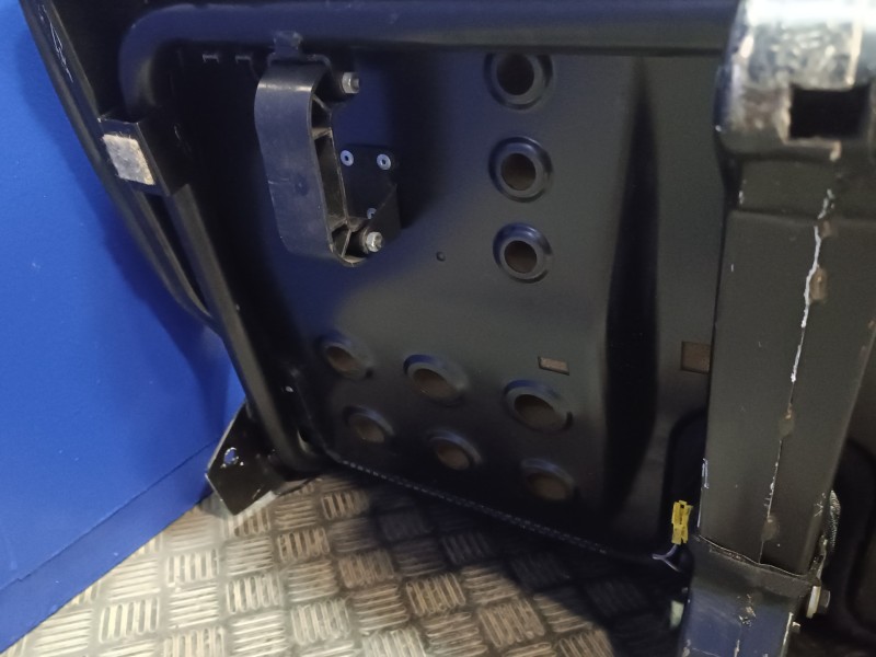 Recambio de asiento delantero derecho para mercedes-benz sprinter ii james cook (906) 3.0 cdi referencia OEM IAM   