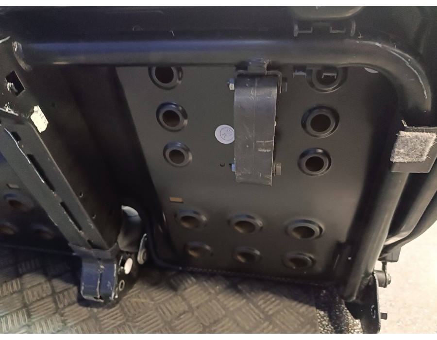 Recambio de asiento delantero derecho para mercedes-benz sprinter ii james cook (906) 3.0 cdi referencia OEM IAM   