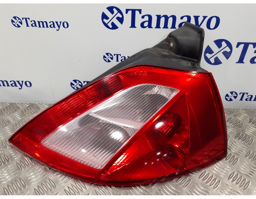 Recambio de piloto trasero derecho para renault megane ii berlina 3p 1.6 16v referencia OEM IAM 8200073237E  89398081