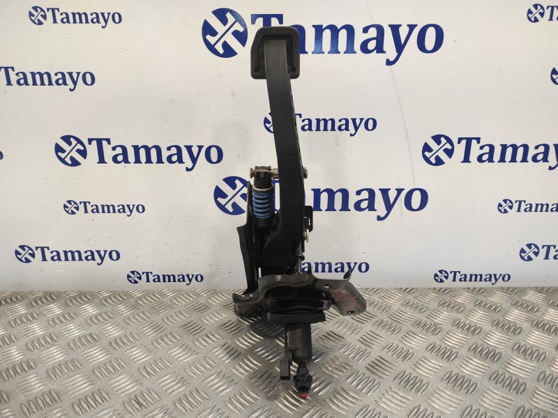 Recambio de pedal embrague para land rover discovery sport referencia OEM IAM GJ327B633AB  