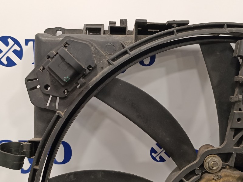 Recambio de electroventilador para renault twingo (co6) referencia OEM IAM 8200019575  