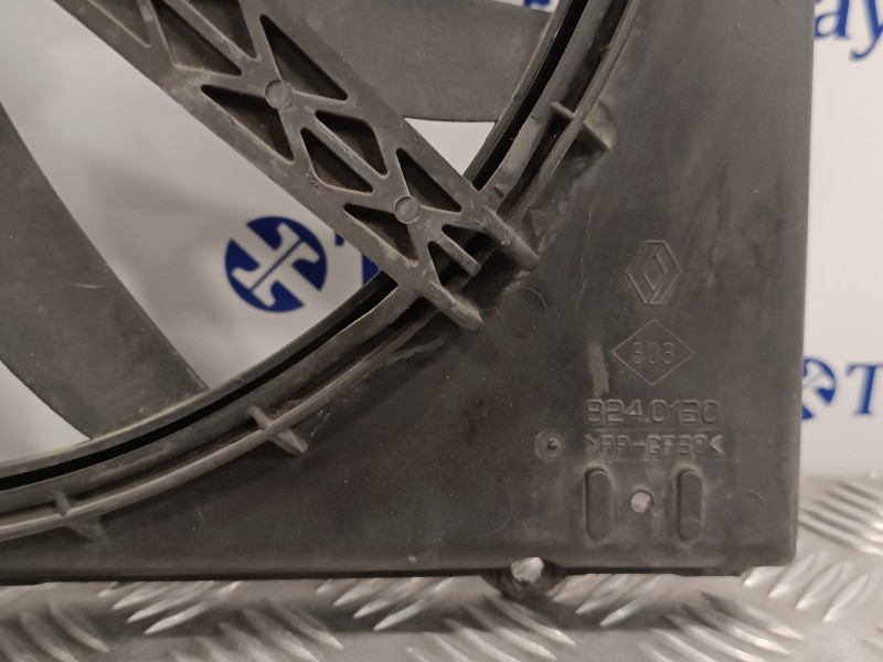 Recambio de electroventilador para renault twingo (co6) referencia OEM IAM 8200019575  
