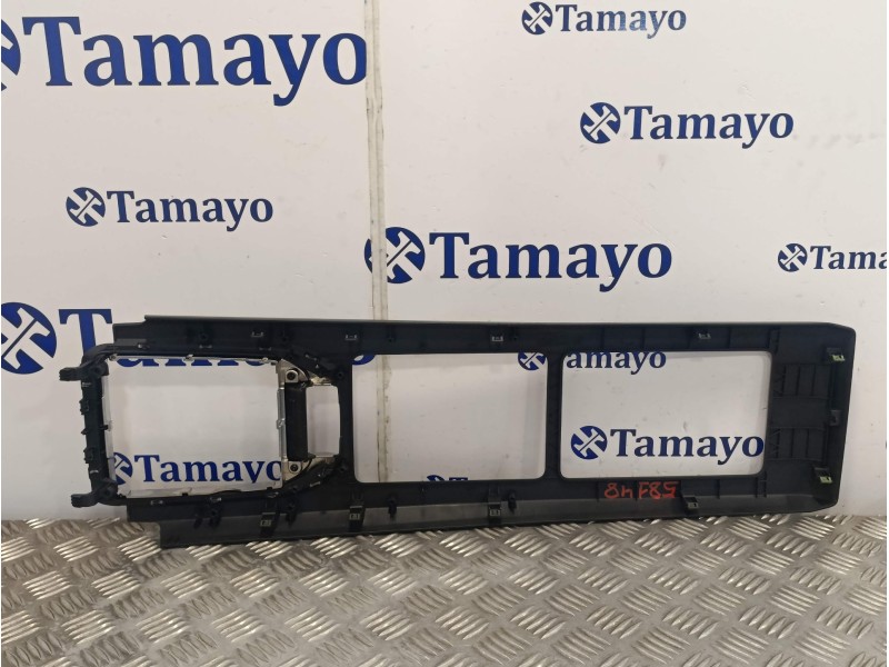 Recambio de moldura para land rover discovery sport referencia OEM IAM FK72045A66A  