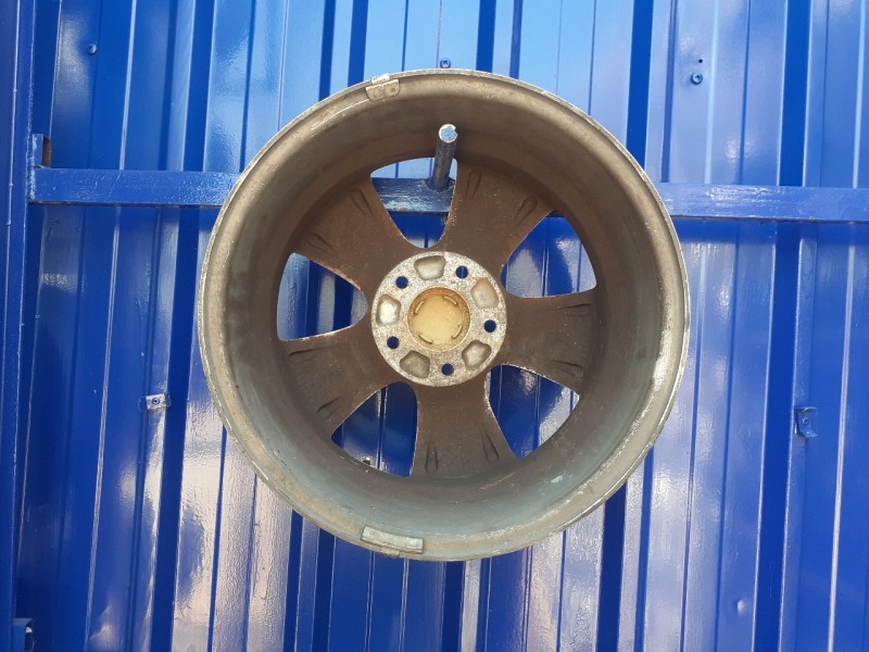 Recambio de llanta para chevrolet captiva 2.4 cat referencia OEM IAM   