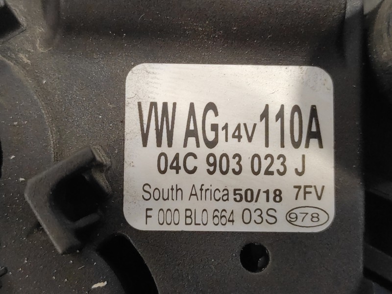 Recambio de alternador para seat ibiza (kj1) 1.0 referencia OEM IAM 04C903023J  F000BL0664