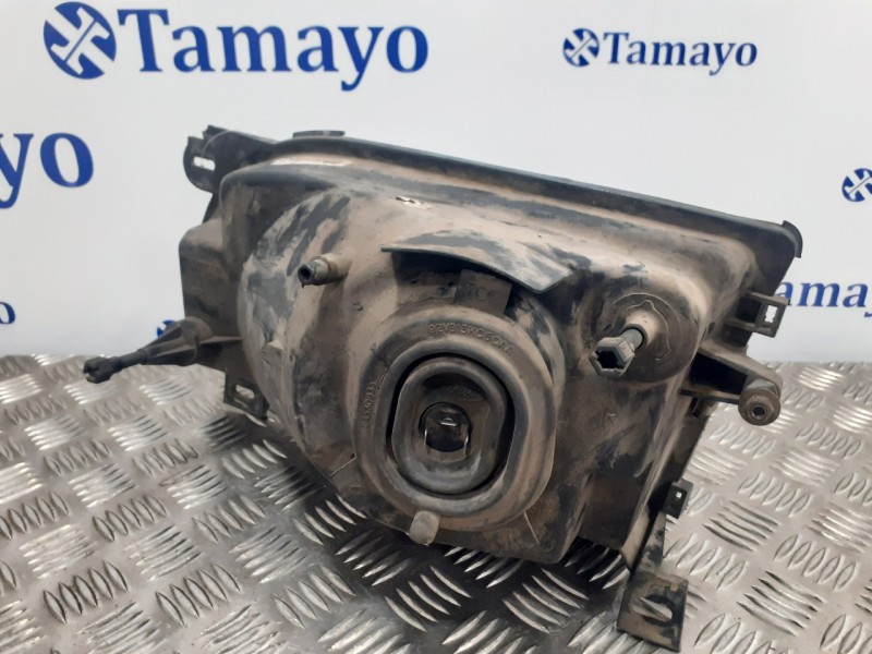 Recambio de faro derecho para ford transit, caja cerrada 86/92 2.5 diesel referencia OEM IAM 92VB13005AB  
