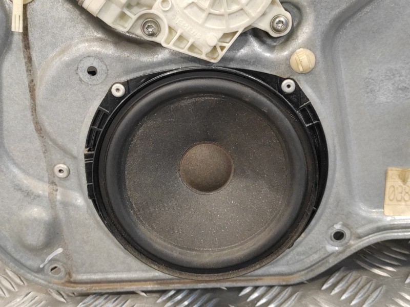 Recambio de elevalunas delantero derecho para seat ibiza (6l1) 1.9 sdi referencia OEM IAM 6Q2959801A 990125100 6L3837752AD