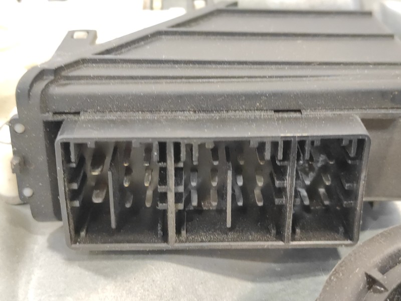 Recambio de elevalunas delantero derecho para seat ibiza (6l1) 1.9 sdi referencia OEM IAM 6Q2959801A 990125100 6L3837752AD