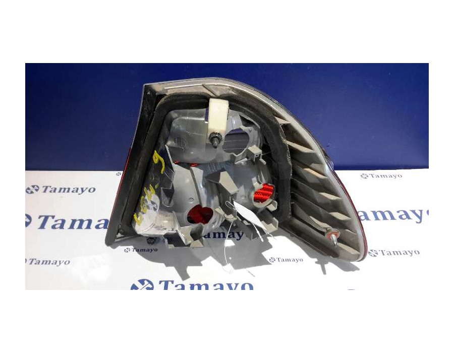 Recambio de piloto trasero izquierdo para bmw serie 3 berlina (e46) 2.0 16v diesel cat referencia OEM IAM   