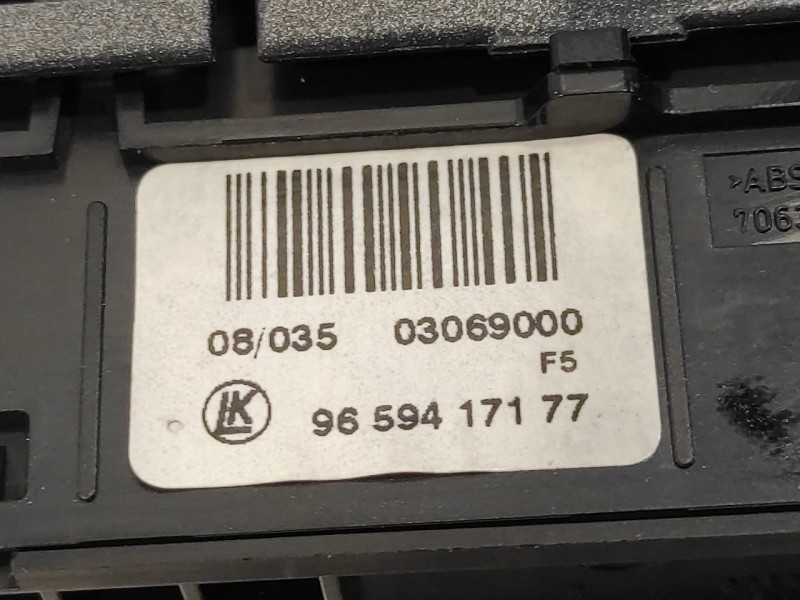 Recambio de warning para peugeot 308 1.6 16v referencia OEM IAM 9659417177  