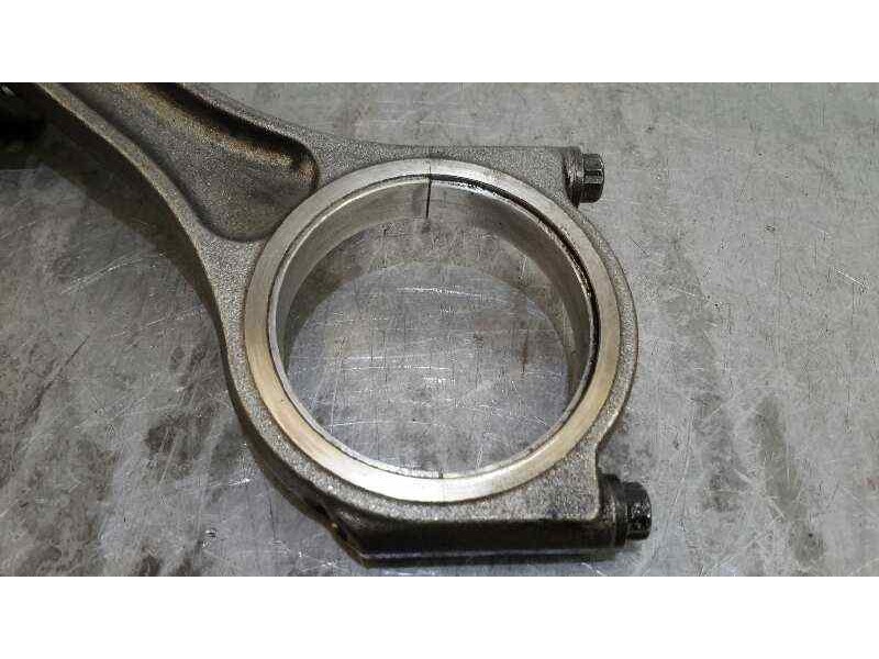 Recambio de piston para land rover discovery 2.7 td v6 cat referencia OEM IAM H268X  276DT