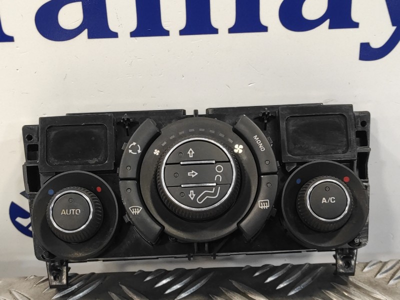 Recambio de mando calefaccion / aire acondicionado para peugeot 308 1.6 16v referencia OEM IAM 96850724XT  69900002