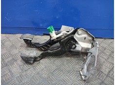 Recambio de pedal embrague para peugeot 2008 (--.2013) 1.2 12v e-thp / puretech referencia OEM IAM    2