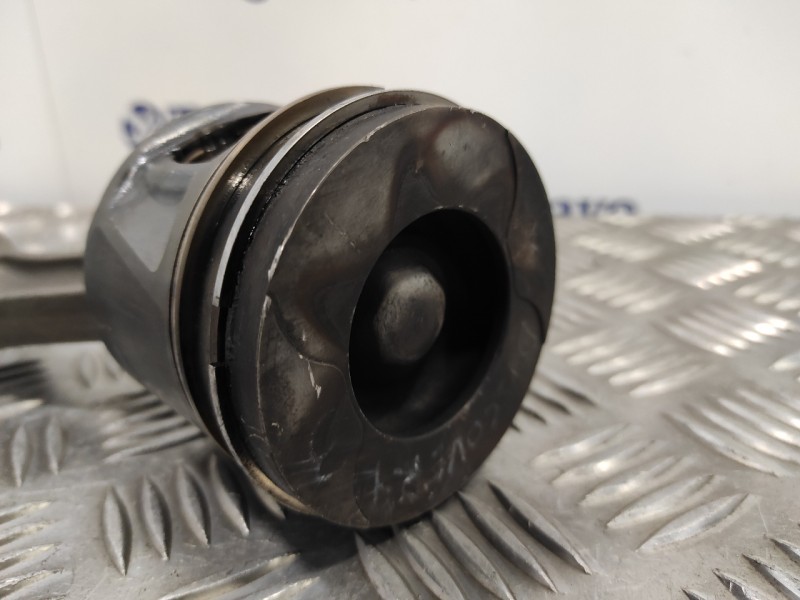 Recambio de piston para land rover discovery 2.7 td v6 cat referencia OEM IAM H268X  276DT