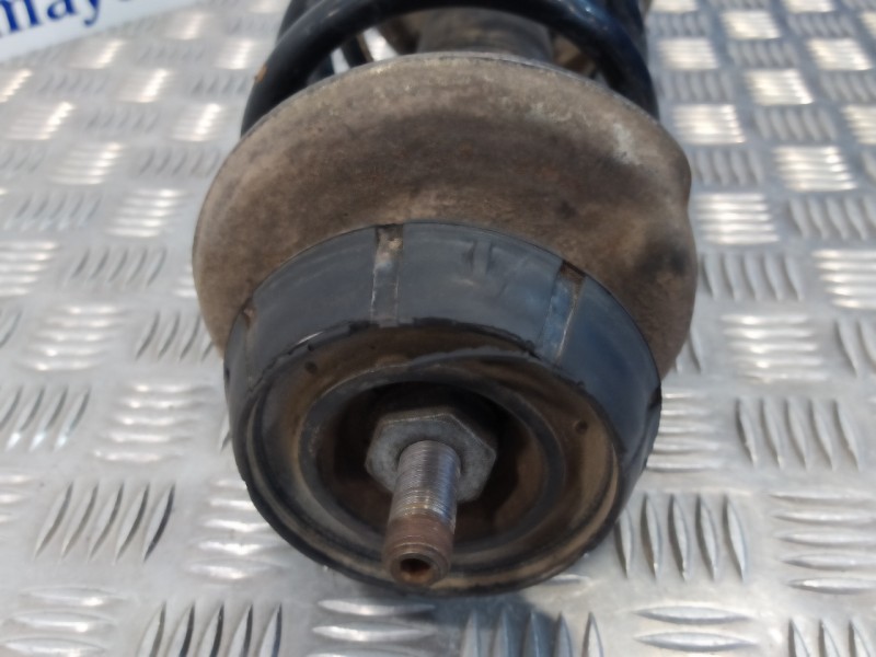 Recambio de amortiguador delantero derecho para dacia sandero 1.2 16v cat referencia OEM IAM 824902007388  