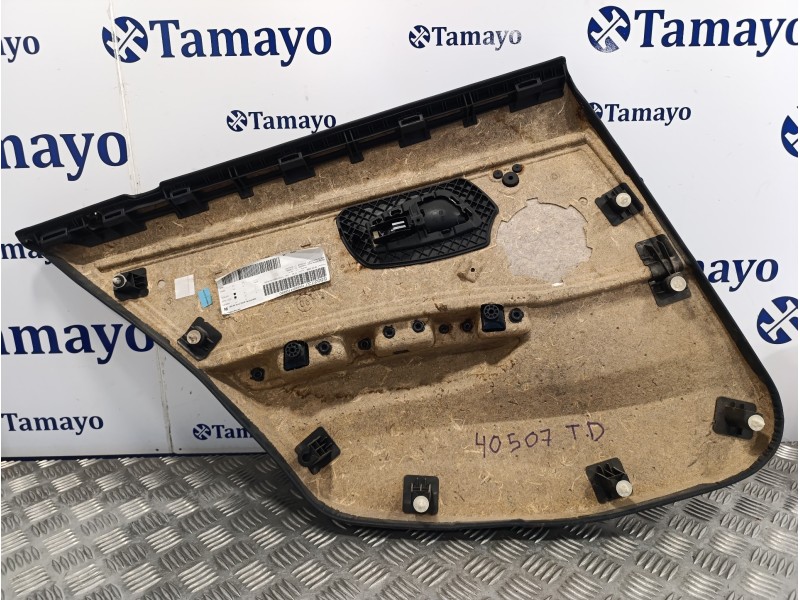 Recambio de guarnecido puerta trasera derecha para bmw serie 3 berlina (e90) 318d referencia OEM IAM 19000HT0000  