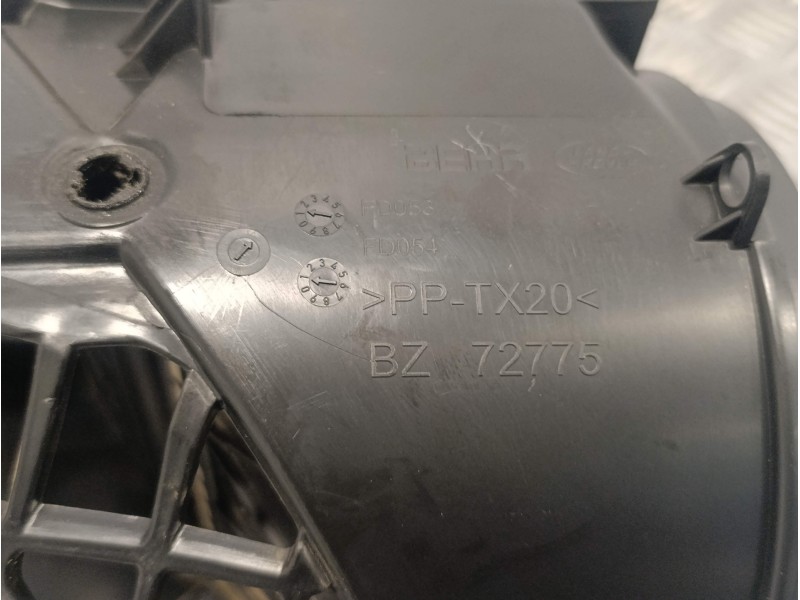 Recambio de carcasa para land rover discovery sport referencia OEM IAM BZ72775  410475520