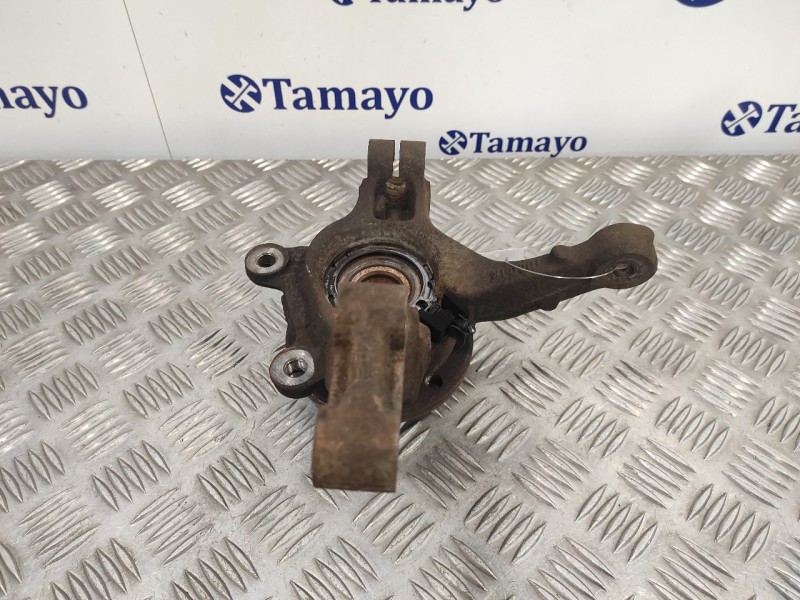 Recambio de mangueta delantera izquierda para dacia sandero 1.2 16v cat referencia OEM IAM   