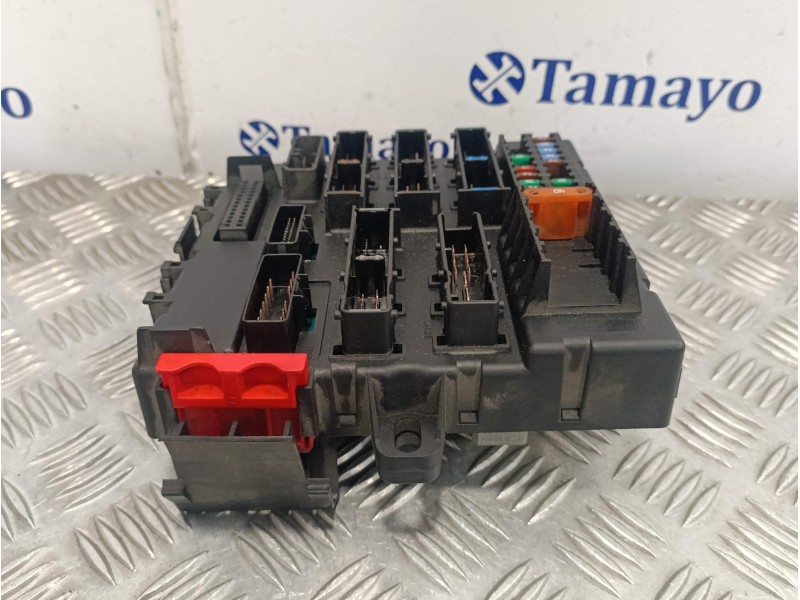 Recambio de caja reles / fusibles para saab 9-3 sport hatch referencia OEM IAM 12764435  519161202