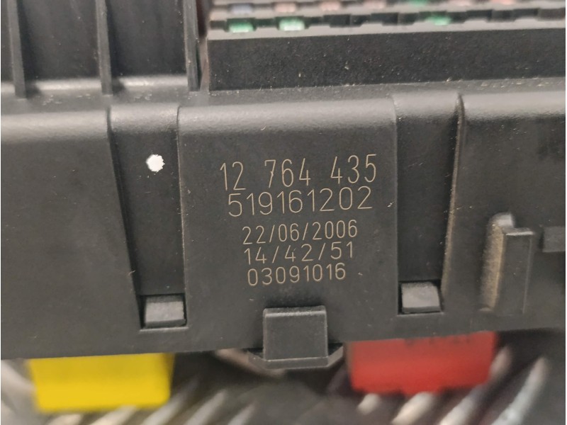 Recambio de caja reles / fusibles para saab 9-3 sport hatch referencia OEM IAM 12764435  519161202