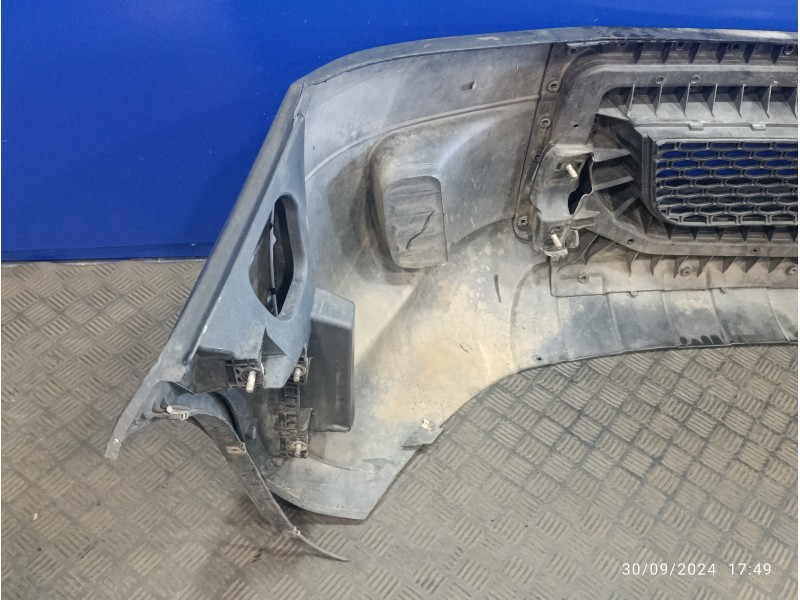 Recambio de paragolpes delantero para iveco daily pr einzelkabine 35 c... radstand 3750 referencia OEM IAM   