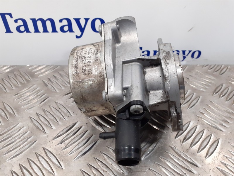 Recambio de depresor freno / bomba vacio para peugeot 206 berlina 1.9 diesel referencia OEM IAM 8201005306  