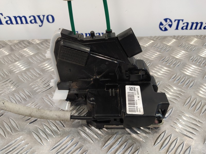 Recambio de cerradura puerta delantera derecha para ssangyong tivoli premium 4x2 referencia OEM IAM 7122035000  